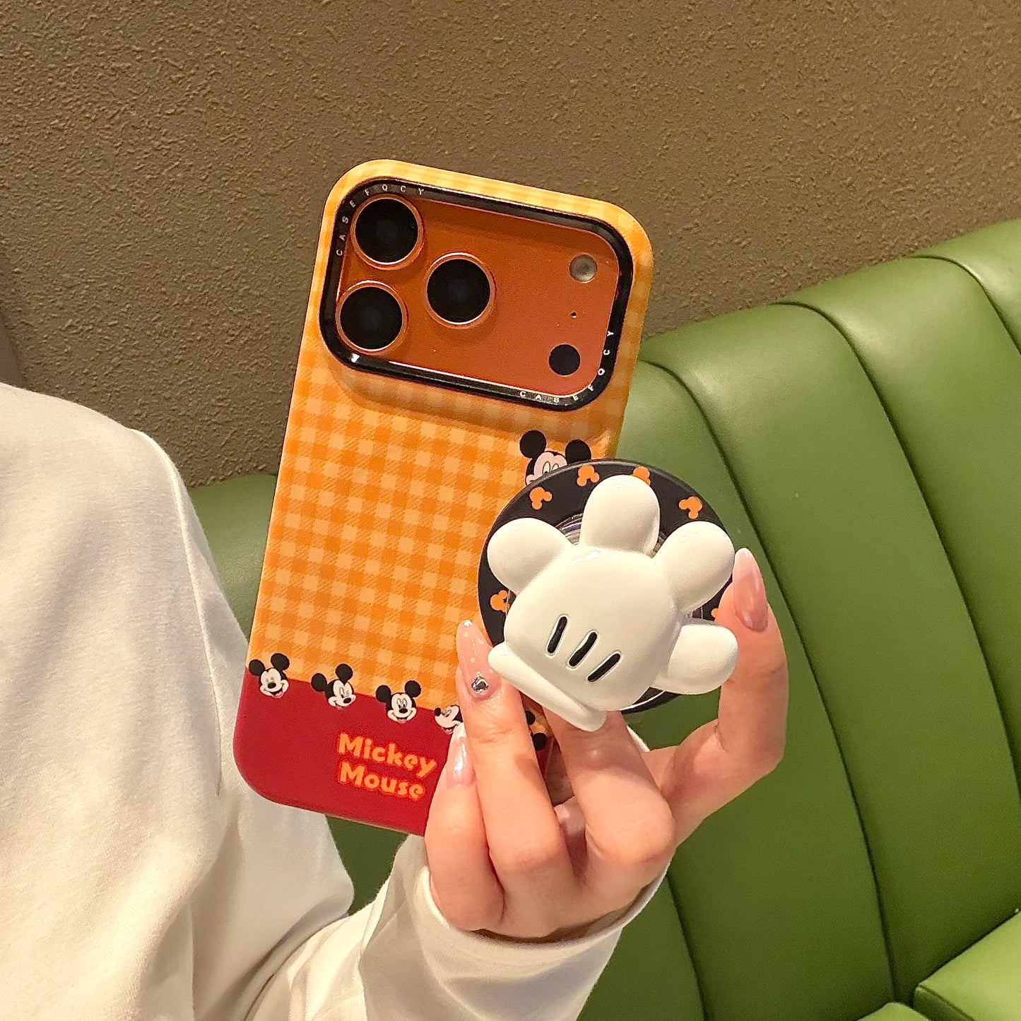 Cute Mickey Glove For Magnetic Phone Case with Stand 3D Hand Shape Grip Holder for 17 16 15 14 13 Pro Max  Disney Cartoon Cover.