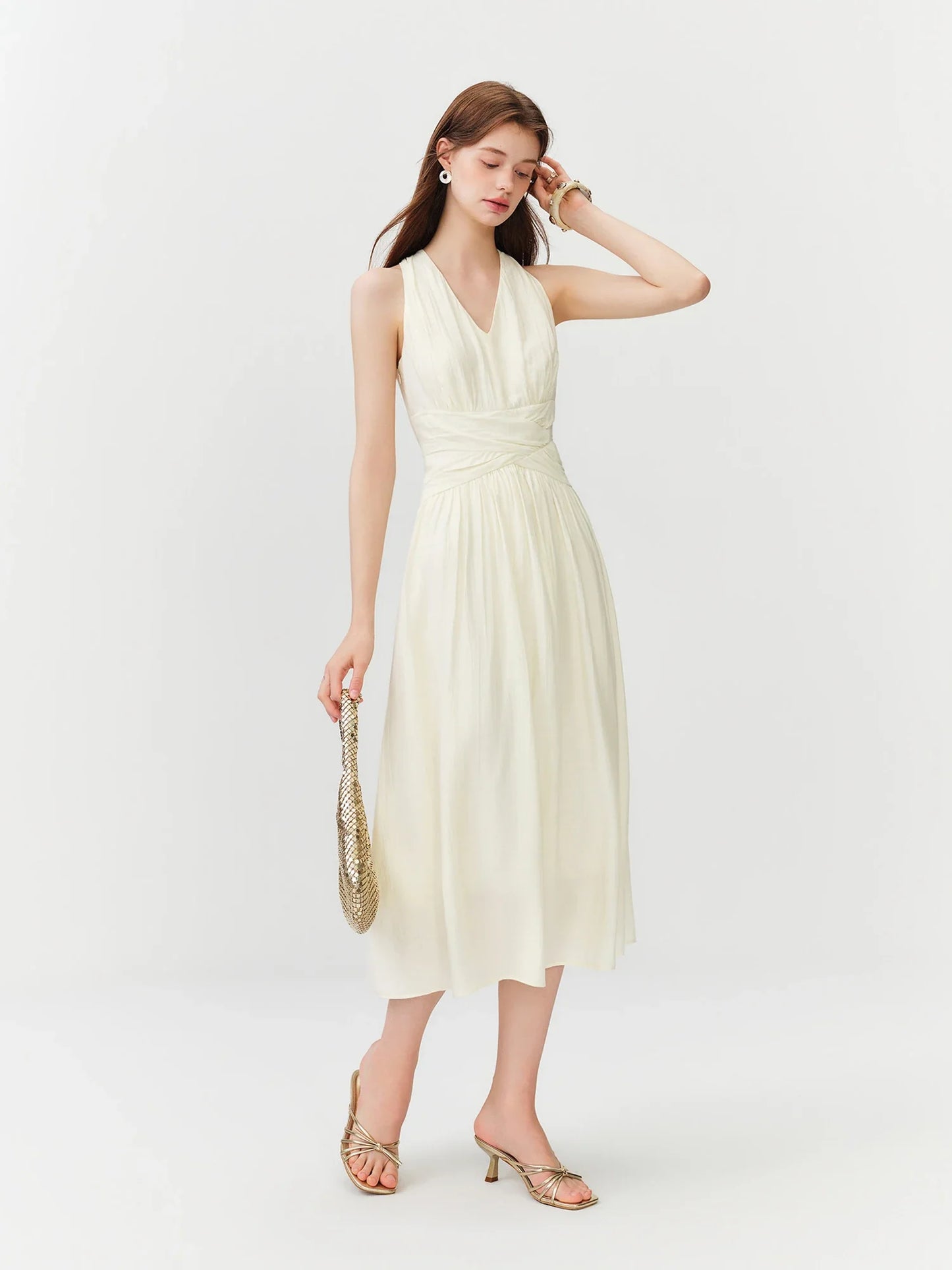Vacation French Style Halterneck V-neck Waist Sleeveless Dress for Women 2026 Summer New Twist Mid-length Elegant Ins