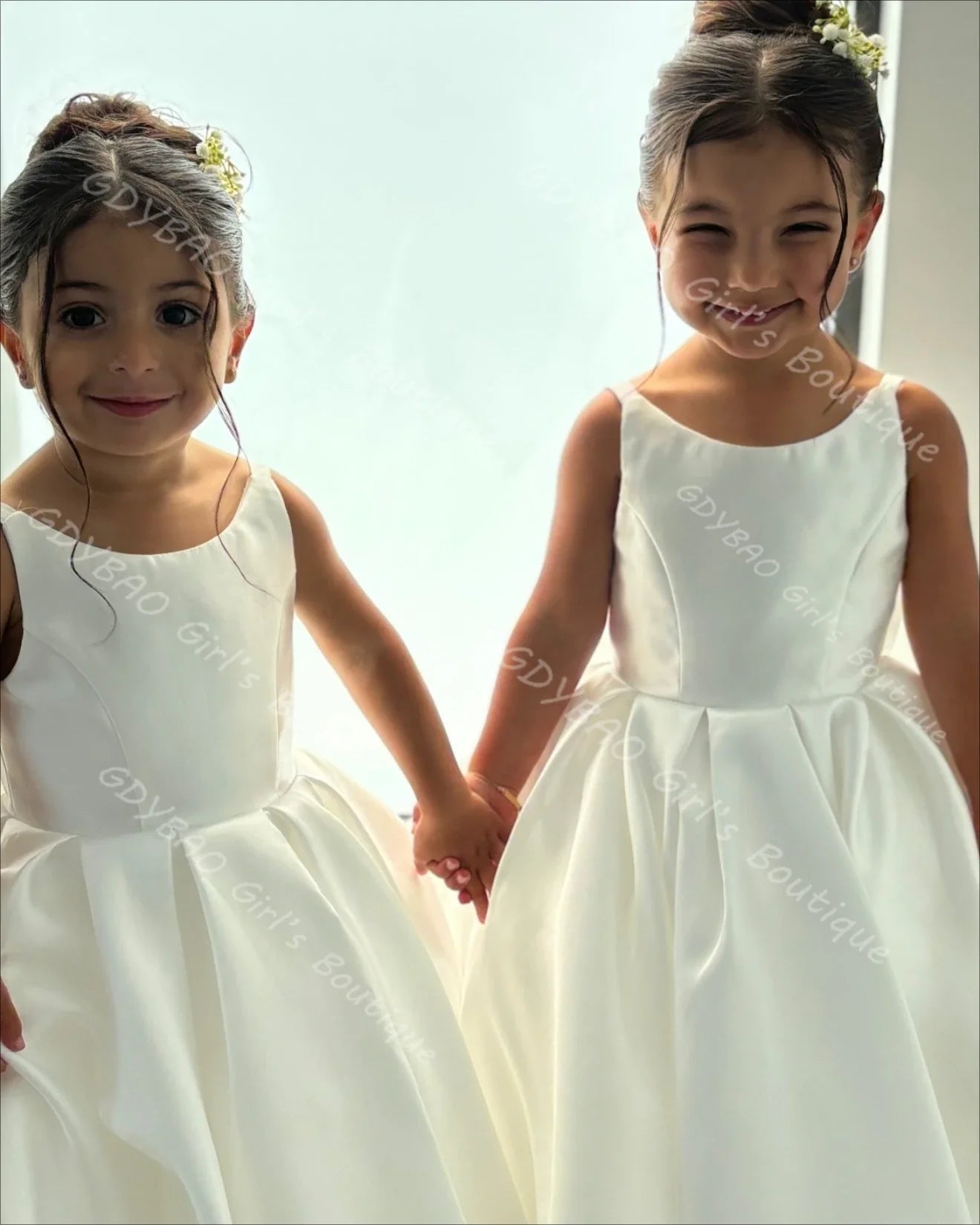 Simple Satin First Communion Dress With Bow Spaghetti Strap Backless Flower Girl Dress for Wedding 2-14 Kids Birthday Party Gown