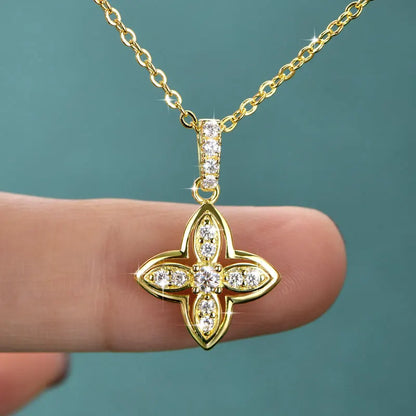 Luxury Shiny Four-Leaf Flower Pendant Necklace Certified Moissanite Diamond Necklace for Women 14k Gold Filled Jewelry