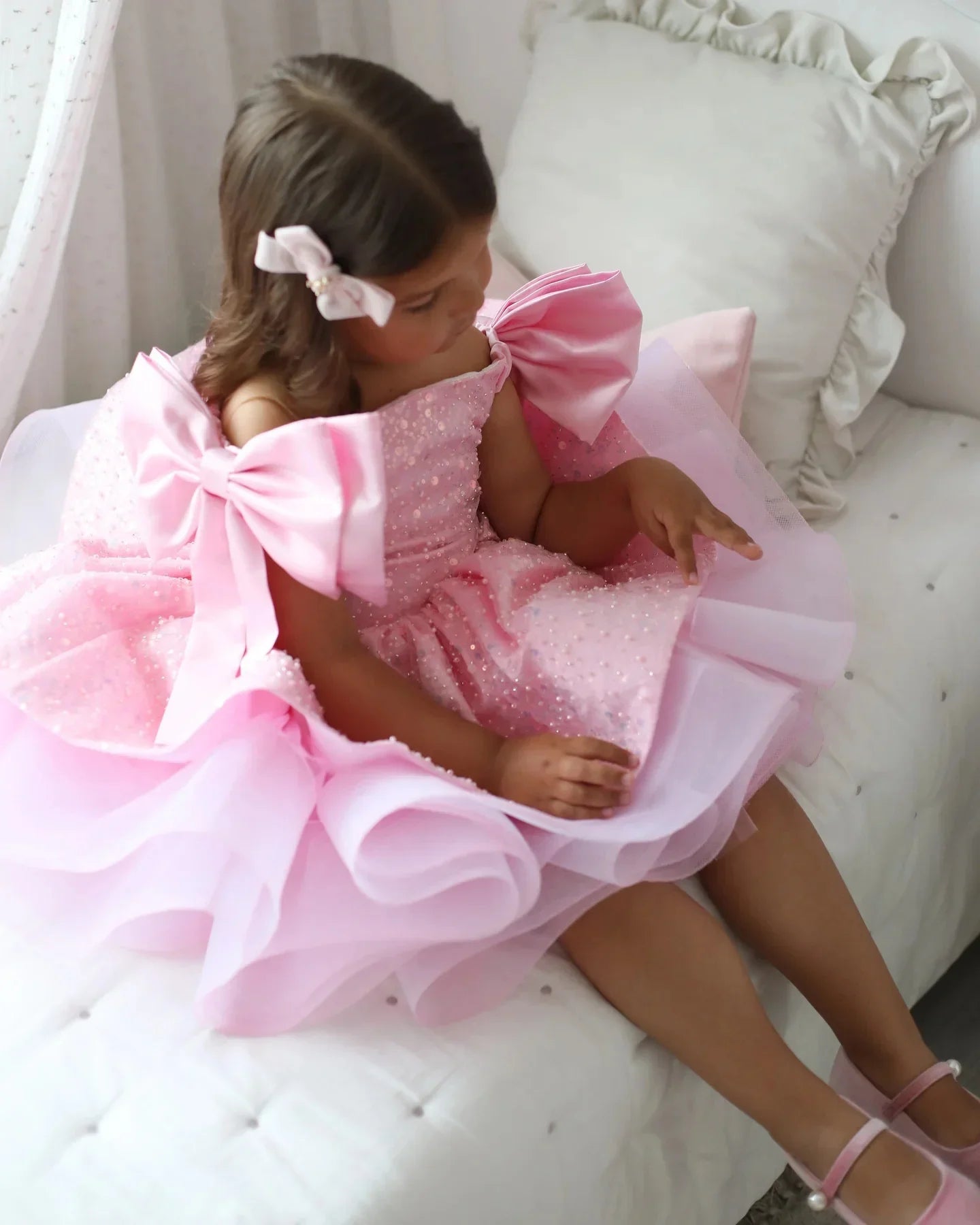 Customized Pink Flower Girl Dresses For Wedding Sequins With Bow Knee Length Cute Princess Birthday Party First Communion Gown