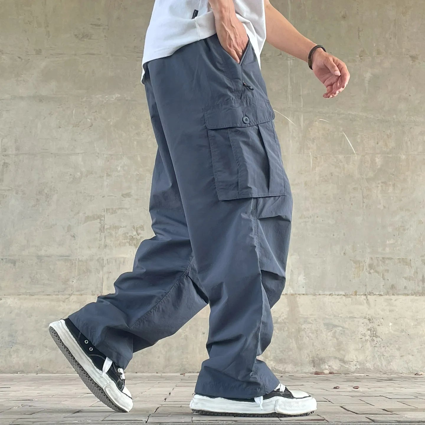 Mens Womens Spring Summer Lightweight Quick Dry Baggy Loose Paratrooper Cargo Pants Outdoor Techwear Multi Pocket Streetwear