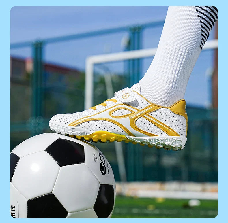 Children Football Shoes Grass Society Indoor Training Original Boys Soccer Shoes Cleats Non Slip Kids Football Field Boots New
