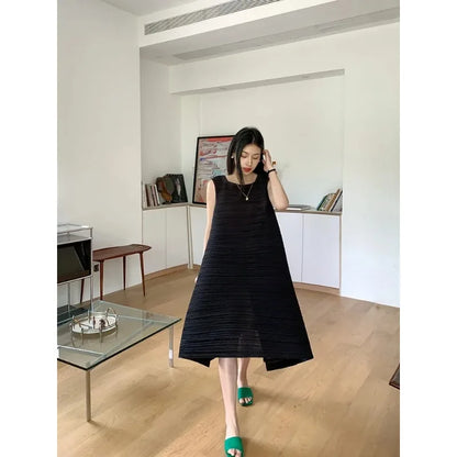 Miyake Pleated Women's Dresses Loose Plus Size High Quality Sense of Elegance Sleeveless Mid-length Skirt 2025 Spring New