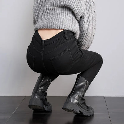 New Women Thermal Jeans Winter Snow Warm Plush Stretch Jeans Lady Skinny Thicken Students Denim Pants Fleece Mom Fur Trousers