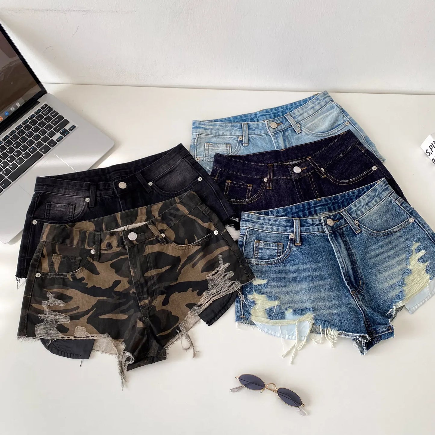 American Retro Camouflage Mini Shorts 2026 Ladies Hollow Out Slim Beach Pants Hot Girl Sexy Print Denim Shorts