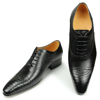 High-end Handmade Leather Shoes Men's Fashion Carved Brogue Shoes British Breathable Business Formal Shoes Pointed Oxford Shoes