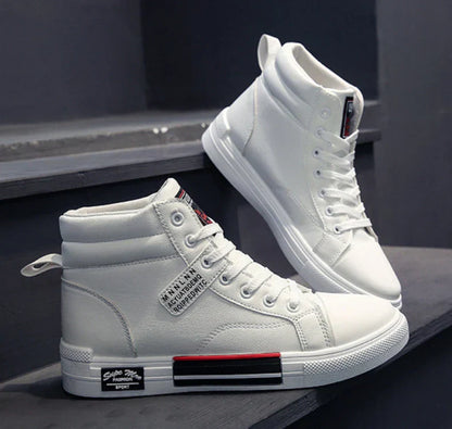 2025 new  Breathable soft sole Men's Casual Sports Shoes Korean Fashion Student jogging shoes youth board shoes