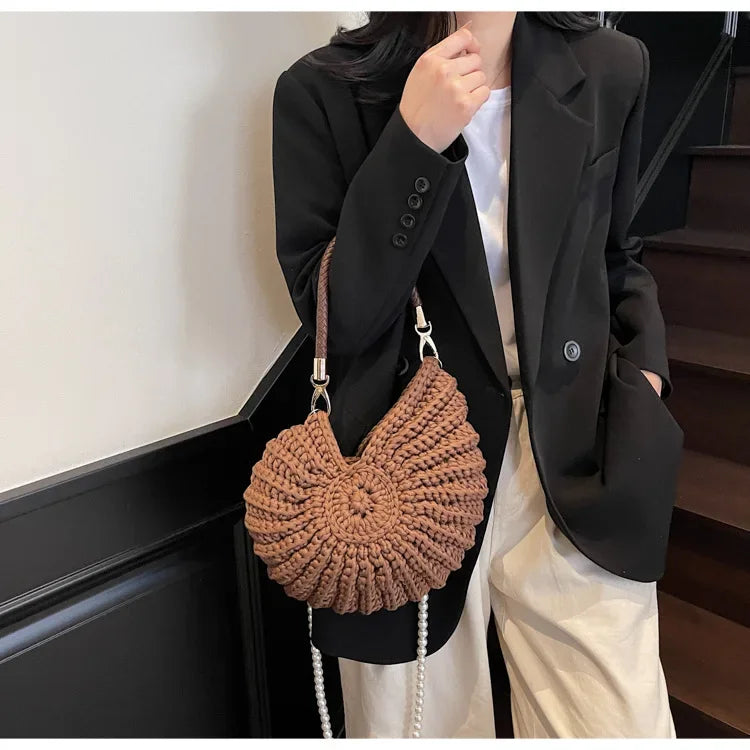 Fashion Conch Shaped Crochet Women Shoulde Bags Funny Cute Pearls Chains Handmade Weave Crossbody Bag Novelty Small Handbags