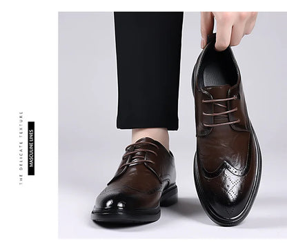 2026 Spring Autumn New Brogue Shoes for Men Solid Color Leather Dress Shoes Male Fashion Business Casual Wedding Shoe Man