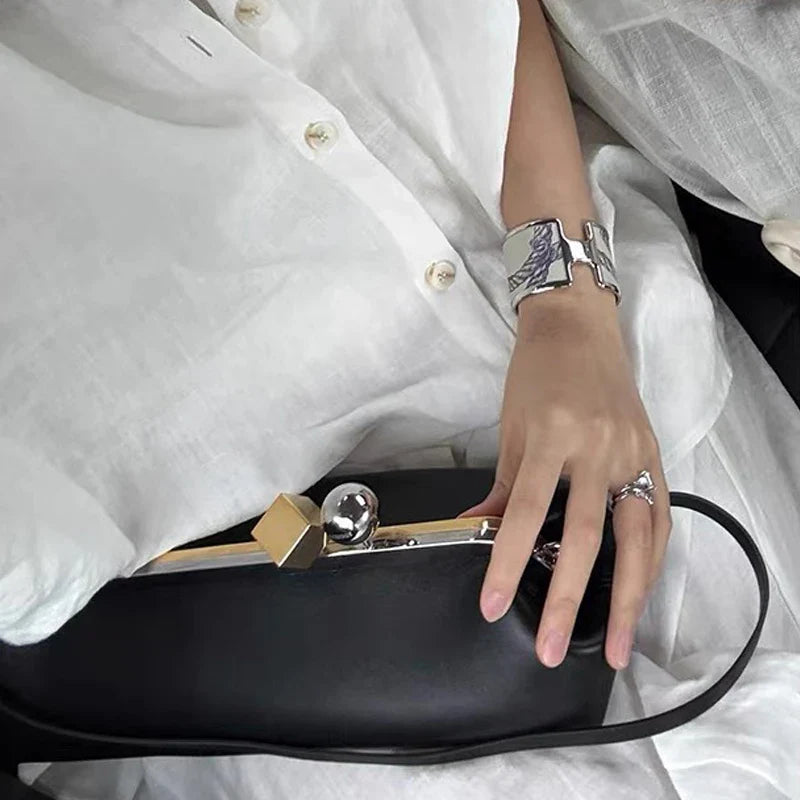 Fashion Long Clutch Bag for Women Luxury Designer Kiss Clip Handbags Luxury Pu Leather Underarm Shoulder Bags Trend Party Purses