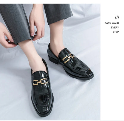 46 plus-size Metal Pressed Floral Loafers 2024 new merchant leather shoes men's casual pressed plaid leather pointy