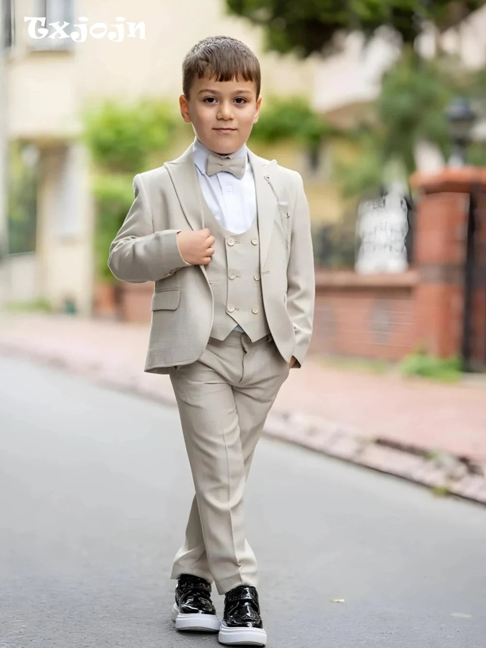 Newest Boys Suits Peak Lapel 3 Pieces Wedding Ring Bearer Outfit Classic Comfortable Kids Suit Set Performance Tuxedo