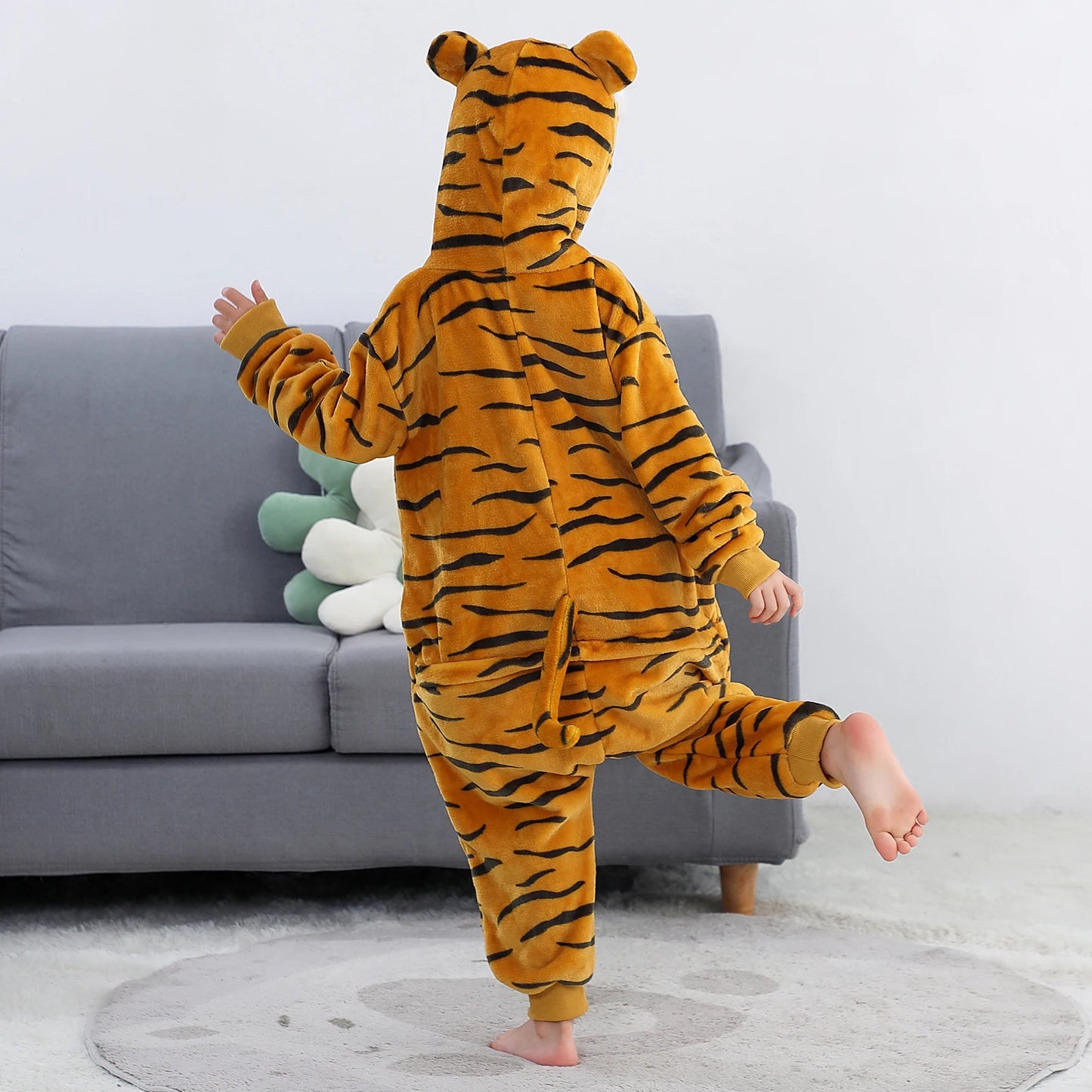 Capybara Anime Cosplay Costumes Kids Animal Cartoon Jumpsuit for Children Halloween Christmas Girls Boys Hooded Pajamas Onesies