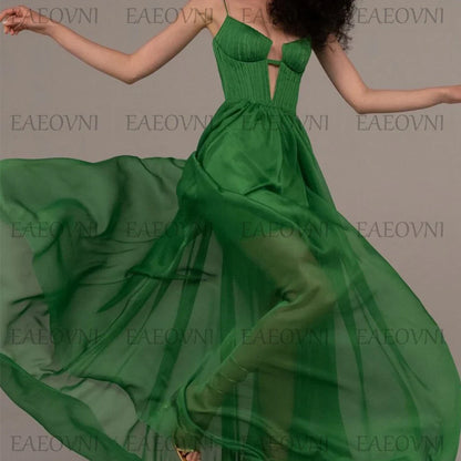 Customized Prom Gown Green Sleeveless Formal Party Dress Sexy Backless Celebrity Banquet Vestidos De Festa Perspective Evening