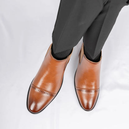2025 Retro Men's Solid Color Pointed Business Ankle Boot  Comfortable Wedding  Party Shoe Breathable  And  Anti-Slip Ankle Boots