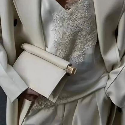 A New Luxury, Fashionable and Niche Rolled-up Clutch Bag for Women, A Versatile Folding Chain Single-shoulder Crossbody Bag