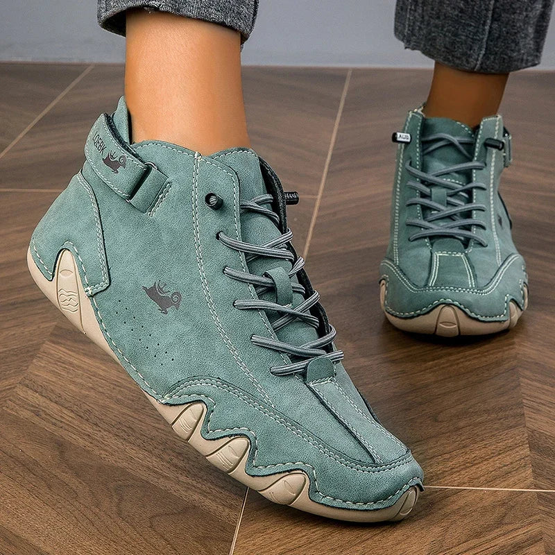 Outdoor Hiking Shoes with Wear-resistant High Top Design Sports Shoes with Comfortable Foot Feel Casual Life 2025 White Boots