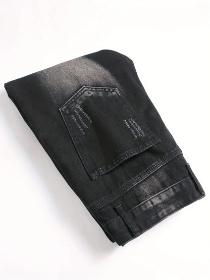 Men’s trendy streetwear: black ripped straight-leg jeans – an excellent gift for husbands or boyfriends.