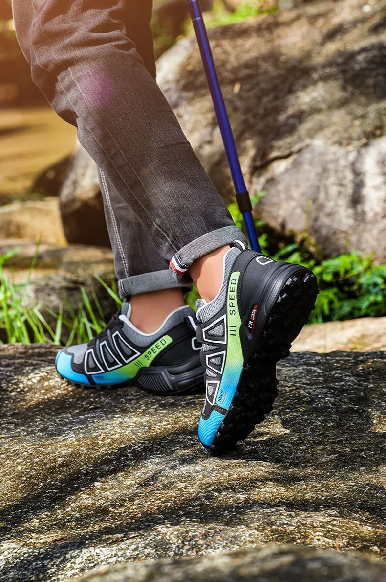 New Men's Boots Outdoor Hiking Sports Boots Men's Lightweight Comfortable And Breathable Casual Sports Shoes Size 39-47 Men's