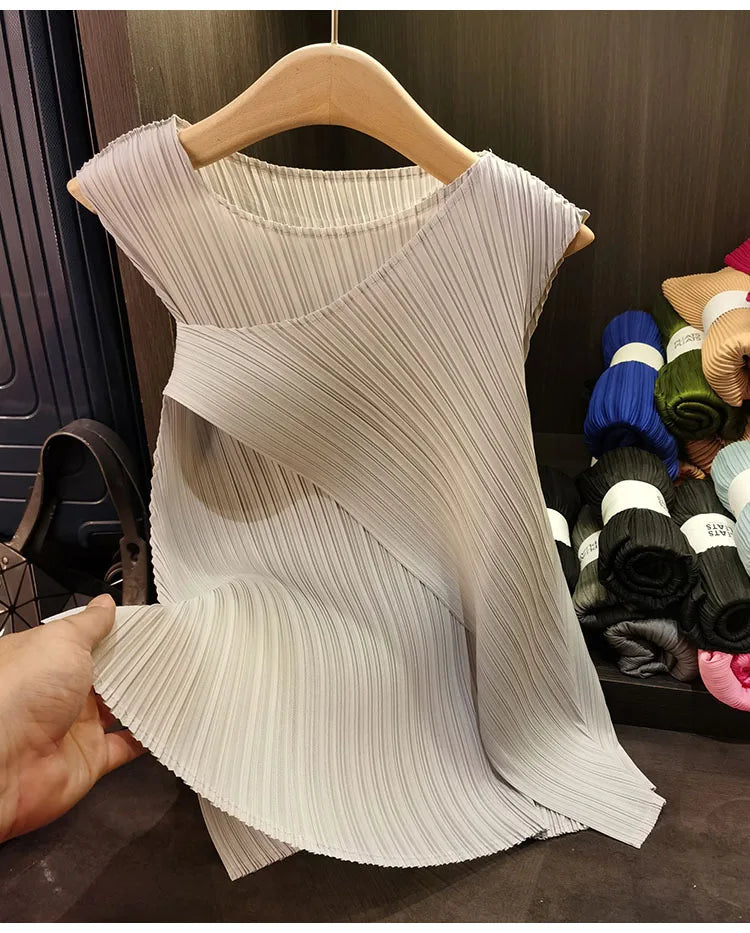 Sleeveless T-shirt Miyake Pleated Summer New Round Neck Slim Thin Versatile Irregular Women's Undershirt Tops Multiple Ways Wear