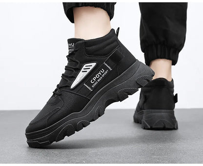 2024 new Winter Fashionable Sports Boots Anti Slip Outdoor Work Short Boots Comfortable Sport Casual Men's Mountain Shoes