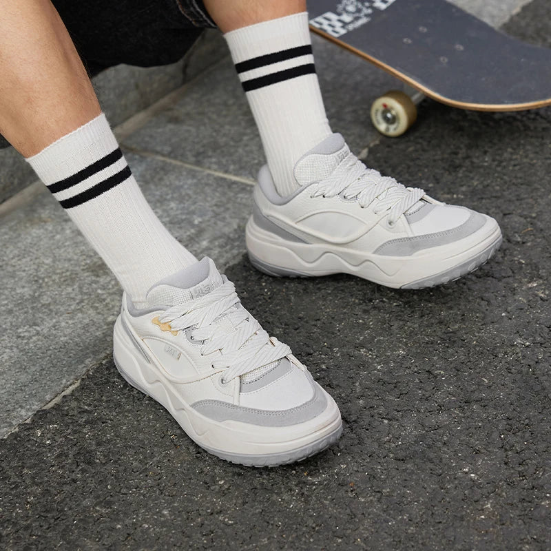 Men's Board Shoes New Comfortable Sleek Versatile Chic Leisure Contemporary  Wear-resistant Male Sneakers 672616611