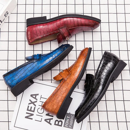 Spring Italian high-quality Blue Leather Shoes for Men men leather shoes Wedding Dress Shoes Patent mens loafers Big size:38-48