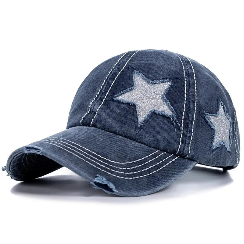 Retro hole baseball cap for women in spring and summer, featuring a small face and a pink duckbill cap with a wide brim