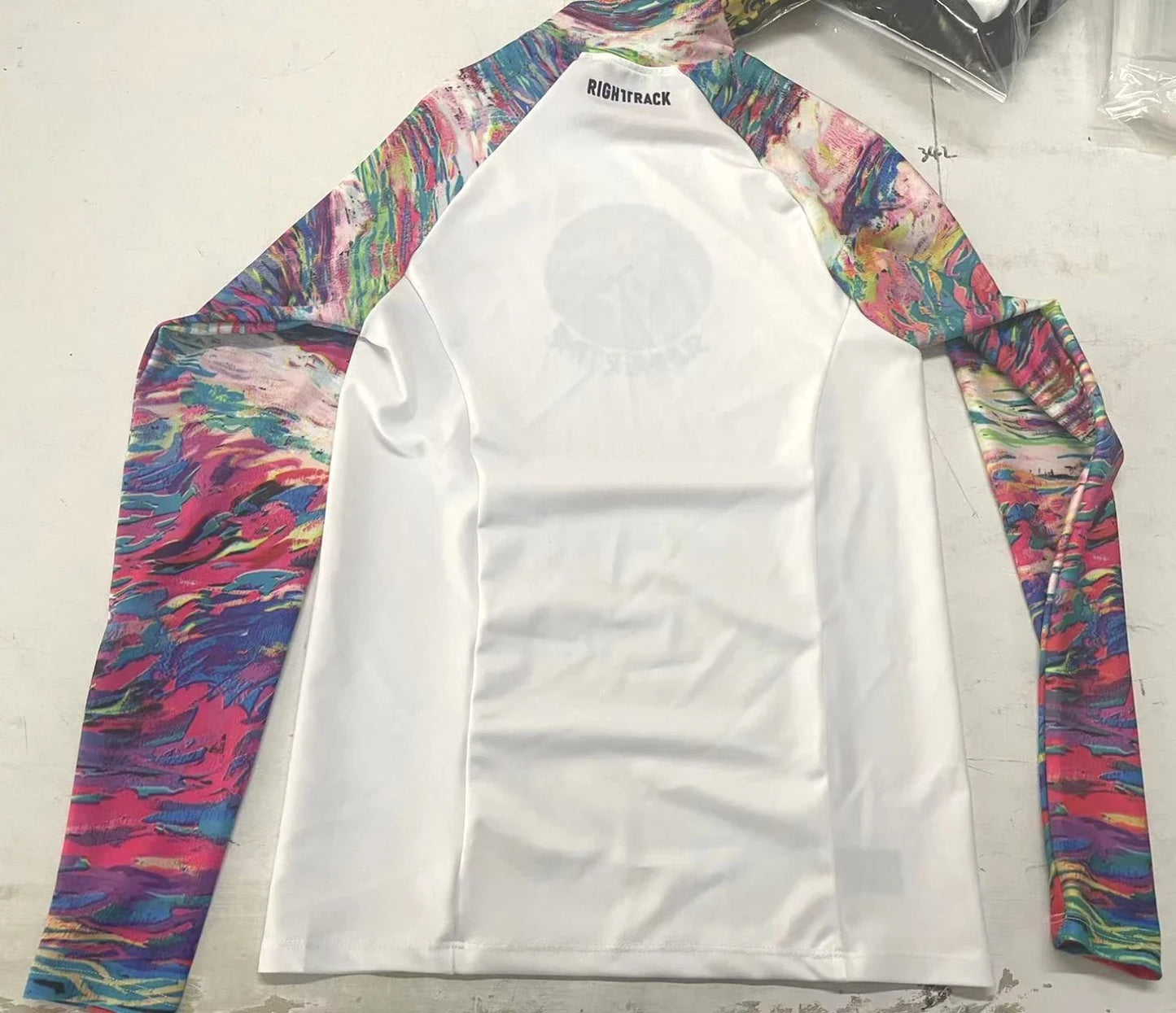 Hot Men's Rashguard Snorkeling Long Sleeve Surfing Shirts Diving Sunscreen Surf Sweatshirt UV Protection RightTrack Swimwear