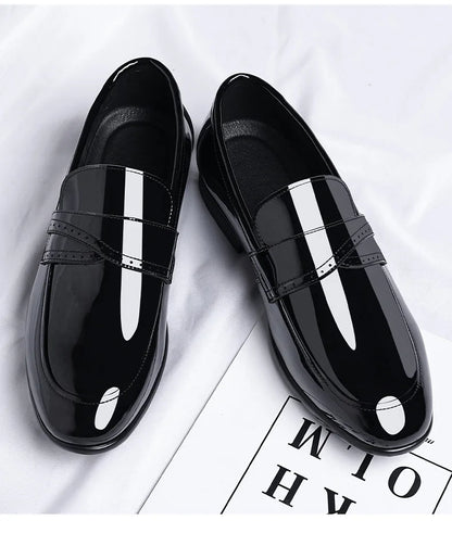 Spring Autumn New Patent Leather Shoes for Men Solid Color Fashion Wedding Shoes Male Low Top Casual Loafers Man