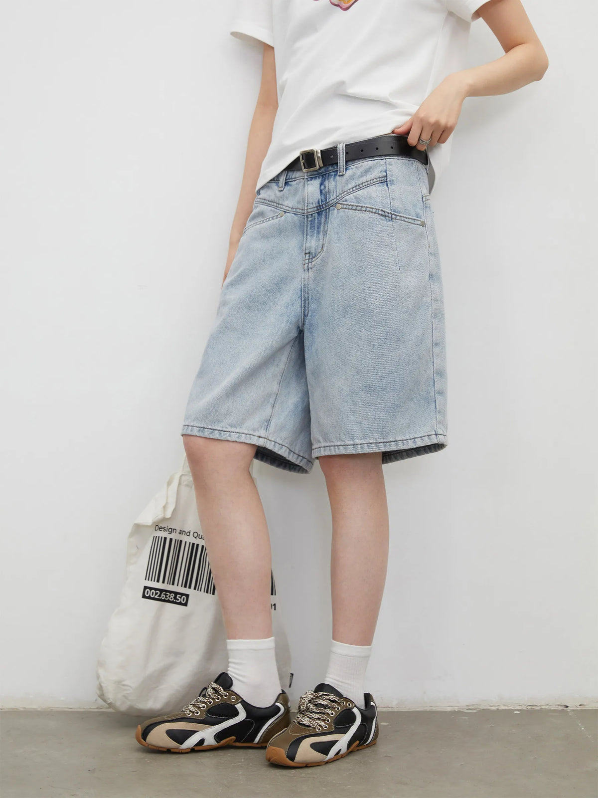 Fashion Women Shorts Mid-length Blue New Dividing Line Design Retro Washed Cotton Straight Leg Short Jeans Summer 2026