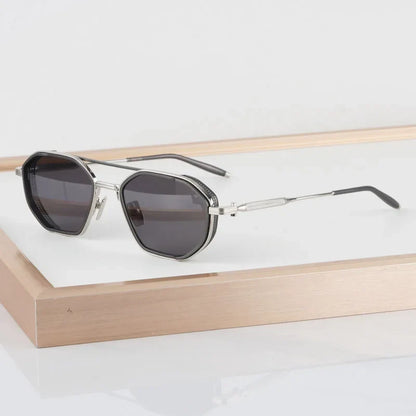 Designer Luxury Sunglasses Men Women Ultralight High Quality Classical Fashion Street UV400 Vintage Glasses with Case