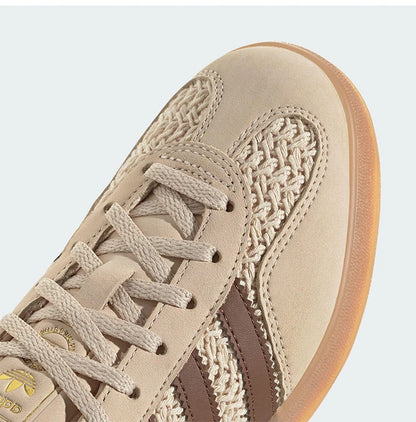 Genuine Superstar Women's Lightweight Retro Classic Casual Sneakers JS1418