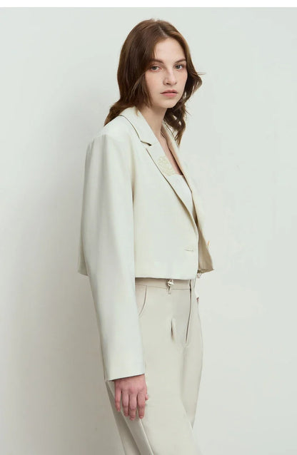 2026 Short Jacket Women's Shoulder Padded Suit Collar Rose Beaded Embroidery Autumn Long-sleeve Commuter Top 12521069