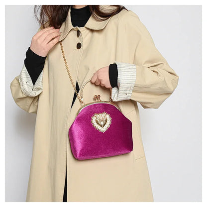 Chains Velvet Frame Heart Dinner Hand Bags Diamonds High Quality Shoulder and Crossbody Bags for Women 2024 Fashion Hot Sale