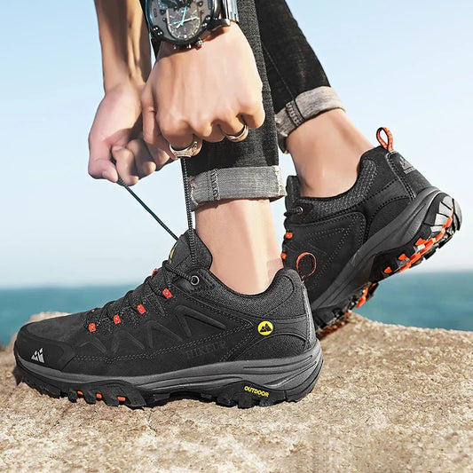 Leather Men Shoes for Men's Casual Shoes Fashion Waterproof Winter Luxury Designer Brand Work Boots Man Non-slip Sneakers