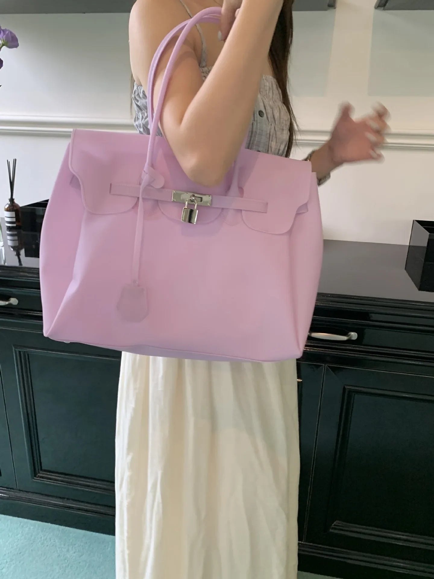 Famous Designer Elegant Handbags For Ladies Leather Tote Bags Shoulder Strap Classic Style Popular