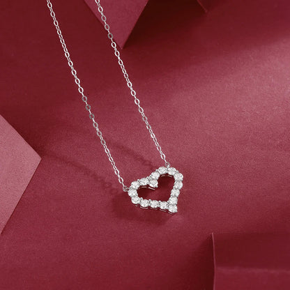 Korean Fashion Heart Shaped Moissanite Pendant Necklace for Women S925 Silver Diamond Clavicle Chain Birthday Party Jewelry Gift