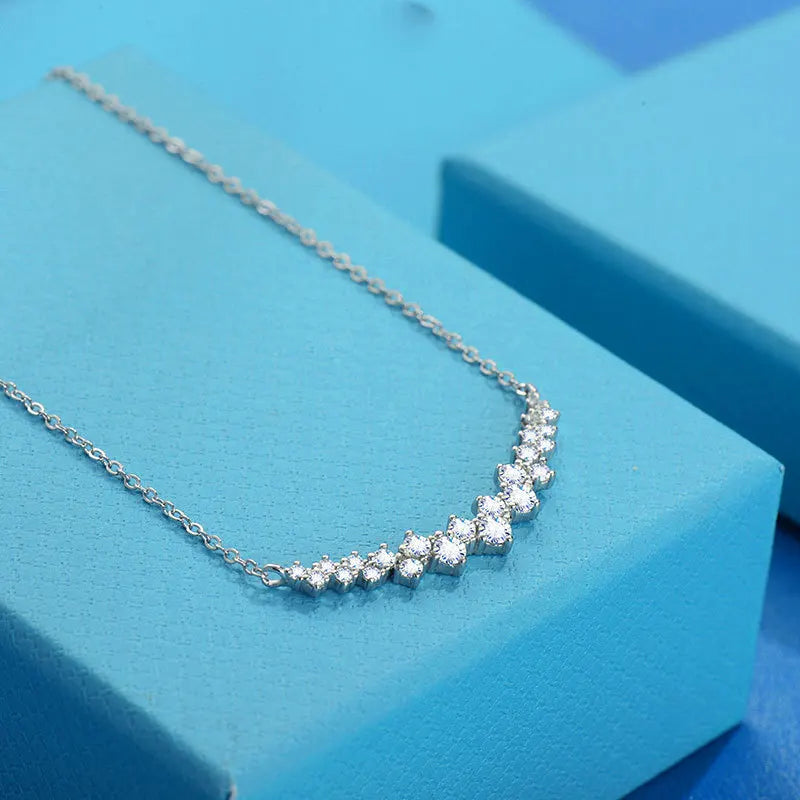 GRA Certified Full Moissanite Smile Pendant Necklace for Women 925 Sterling Silver Clavicle Chain Jewelry Gift Collares