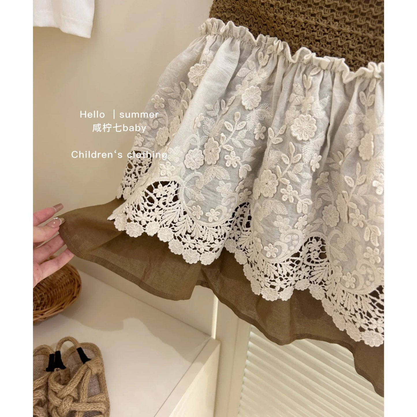 Summer Girls Casual Dresses with Hat Children's Clothing 2025 New Girls' Hollow Out Sleeveless Skirt Children's Lace Dress
