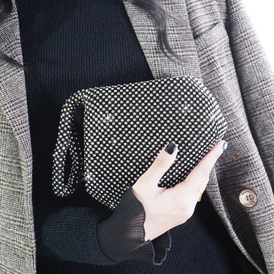 Fashion Women's Dinner Bag Diamond Inlaid Fashion New Handbag Mobile Zero Wallet Wedding Women Model Bag Luxury Champagne Color
