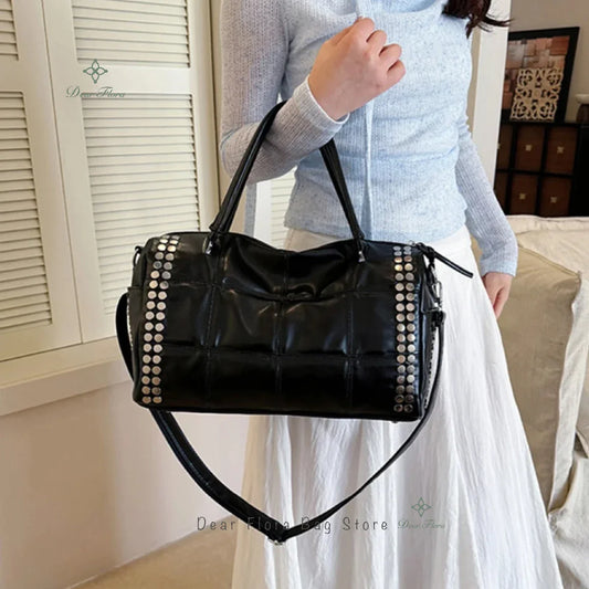 New Y2K Fashion Retro Rivet Tote Bag Women's High-end Handbag Large Capacity Motorcycle Shoulder Bag Daily Commute Crossbody Bag
