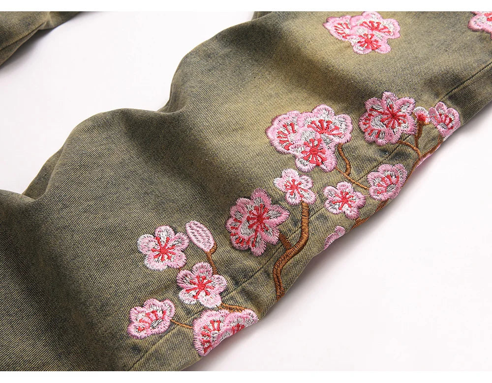 Men Sakura Embroidery Denim Jeans Streetwear Boot Cut Pants Released Hem Flared Trousers with Ripped And Cherry Blossom Design