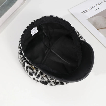 Sweet cool Spice Girl style riveted spider hoop PU leather newsboy hat Y2K fashion trend shopping face small beret