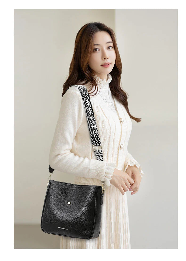 100% cowhide brand shoulder Bag Large capacity For luxury designer handbag women Handbags leather single shoulder straddle bag