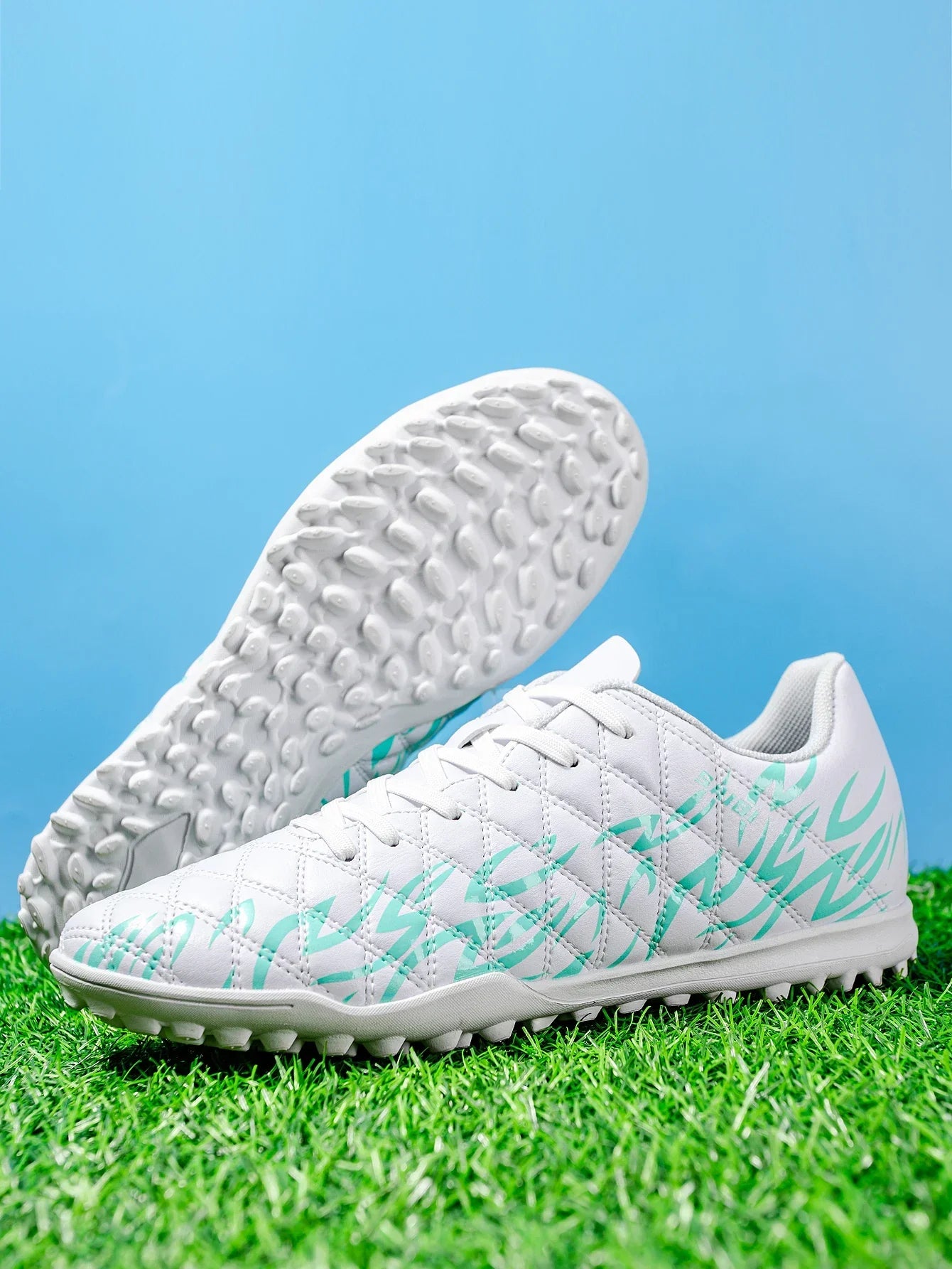 Wear Resistant TF Turf Soccer Boots PU Elastic Fabric Upper Rubber Stable Grip Sole Youth Boys Girls Football Shoes
