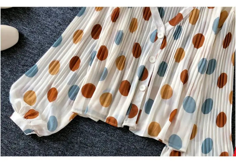 Casual V-Neck Chiffon Single Breasted Lantern Sleeve Folds Women's Blouse Shirt Female Clothing Tops 2024 Fashion