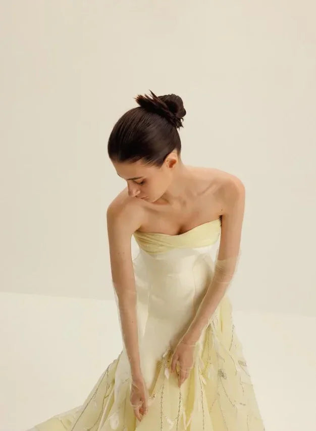 Customized Prom Dresses Yellow Tulle Tassel Feather  Pleat A-line Strapless Long Dresses Retro Exquisite High quality Classic