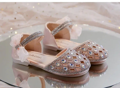 Girls Sandals Shiny Crystal Ins Trendy 2025 Summer New Kids Princess Shoes Mesh Lace Bows Girls Dance Shoes Elegant Hollowed-out